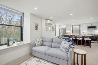 The Wynford Dreamy Capri Suite - 9