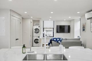 The Wynford Dreamy Capri Suite - 6