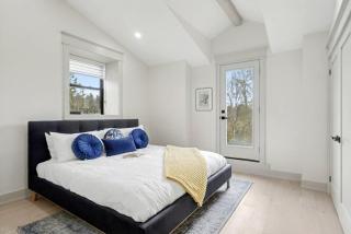 The Wynford Dreamy Capri Suite - 2