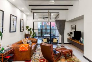 Fitzorys 3BR Luxury Retreat - 6