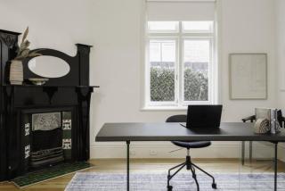 Poets Corner Elegant Historic Home in Elwood - 1