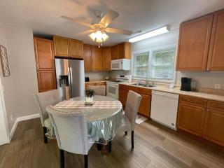 Deer Run Creek Cottage - 7