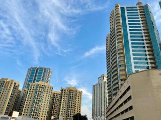 1-Bedroom Apartment with Balcony, Ajman - 6