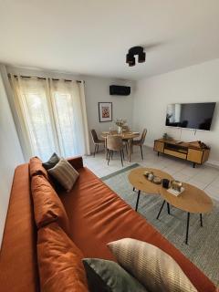 MediTerra Stay Voula Beach - 1