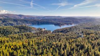 Sierra Pines Escape Deck Scenic Views - 8