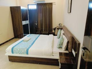 Hotel Jagat Vilas by TC Group - 8