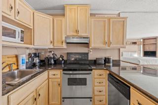 Top Of The Gulf 111 - 3