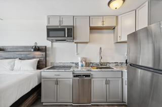 Top Of The Gulf 704 - 2