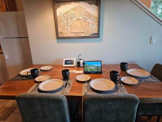 Heavenly Stagecoach Ski Retreat - 5