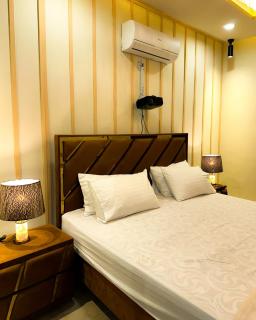 2BHK Fusion Loft - Jaccuzi - Cinema - PS4 - Rawalpindi - 1