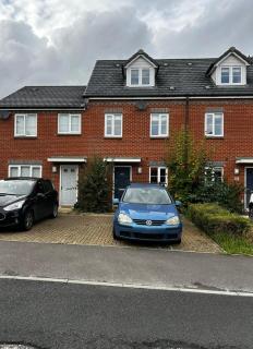 Andover Charming Three Bedroom House - 1