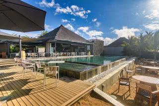 Amaris Apartment Beachfront by Oceanaxe Holidays - 9