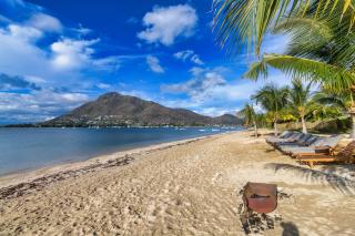 Amaris Apartment Beachfront by Oceanaxe Holidays - 0