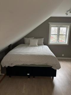 Attic apartment in villa with rooftop terrace - 4