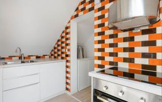 Attic apartment in villa with rooftop terrace - 8