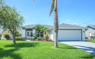 Blue Fish - Cozy vacation rental in Cape Coral - 0