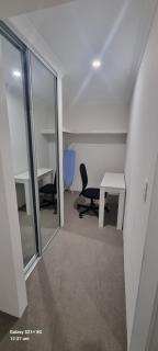 Quiet Room with Ensuite, Kitchenette, Veranda & Lake View - 7