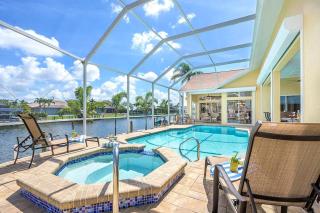 Bonita Breeze - Breathtaking Waterfront Views - 0