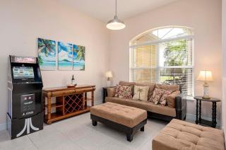 Breezy Palms located near Coral Oaks Golf Course - 8