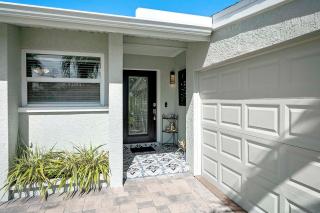 Bungalow Breeze - 4 Bedroom 3 Bath Coastal Flair - 9