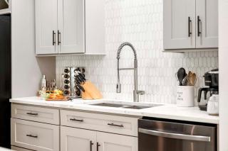 Bungalow Breeze - 4 Bedroom 3 Bath Coastal Flair - 3