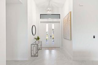 Canal Breeze - Luxury and Spacious 5 Bedroom Villa with Gulf Access - 9