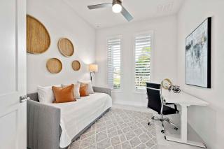 Canal Breeze - Luxury and Spacious 5 Bedroom Villa with Gulf Access - 3