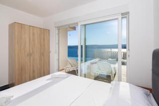 Crystal Holiday Home - 1