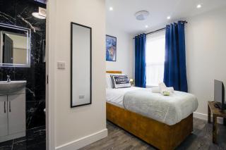 Bedford Short and Long Stay, Free Wi-Fi, Parking & Sleeps 8 - 3