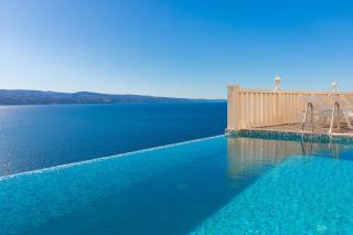 Crystal Holiday Home - 0