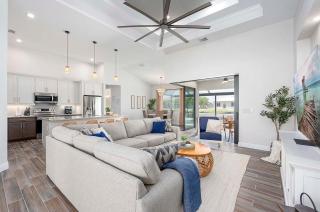 Cape Destination - Western Facing Home with Hot Tub - 5