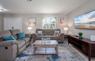 Cape Haven - Southern Facing Pool Area - 4