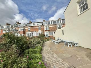 The Garden Suite - 2