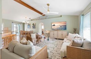 Casa Azul - 3 Bedroom and Den 2 Bath Coastal Flair - 7