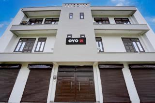 SPOT ON Samrat Hotel - 2