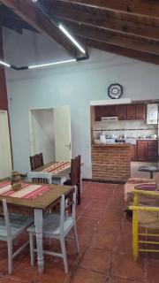 Casa 8p con Quincho Cerca del Estadio y Autódromo - 4