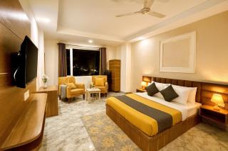 Hotel LAA Meridian, Har Ke Pauri Road - Haridwar - 5