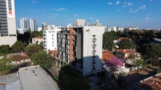 Modern 1BR • Corporate Hub • Premium Comfort - 8