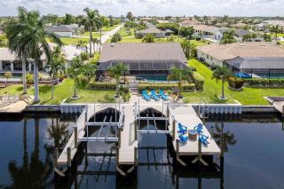 Coral Getaways- New Remodeled- Hot Tub- - 9