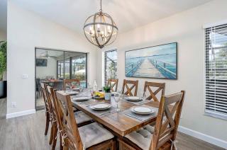 Coral Getaways- New Remodeled- Hot Tub- - 3