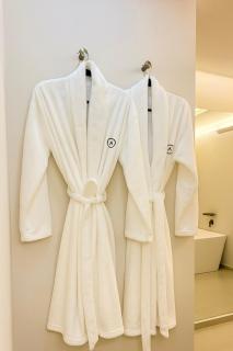 One Apartments Provenza - 7