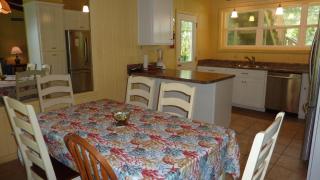 Cottage By The Sea - Unit A - 4