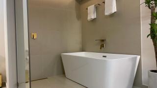 One Apartments Provenza - 6