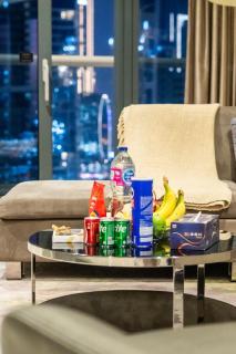 Venetian - High Floor 2BR Residence with Incredible Burj View - 1