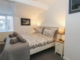 32B Bank Street - 2