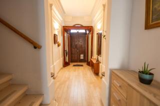 Sliema 1BR Townhouse Escape - 2