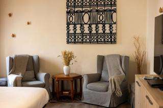 Sliema 1BR Townhouse Escape - 4