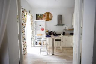 Sliema 1BR Townhouse Escape - 1