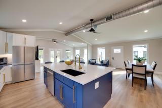 Fish, Boat and Relax! Lake Fork Home with Shared Dock - 3