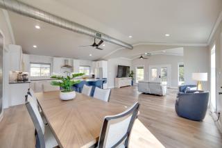 Fish, Boat and Relax! Lake Fork Home with Shared Dock - 6